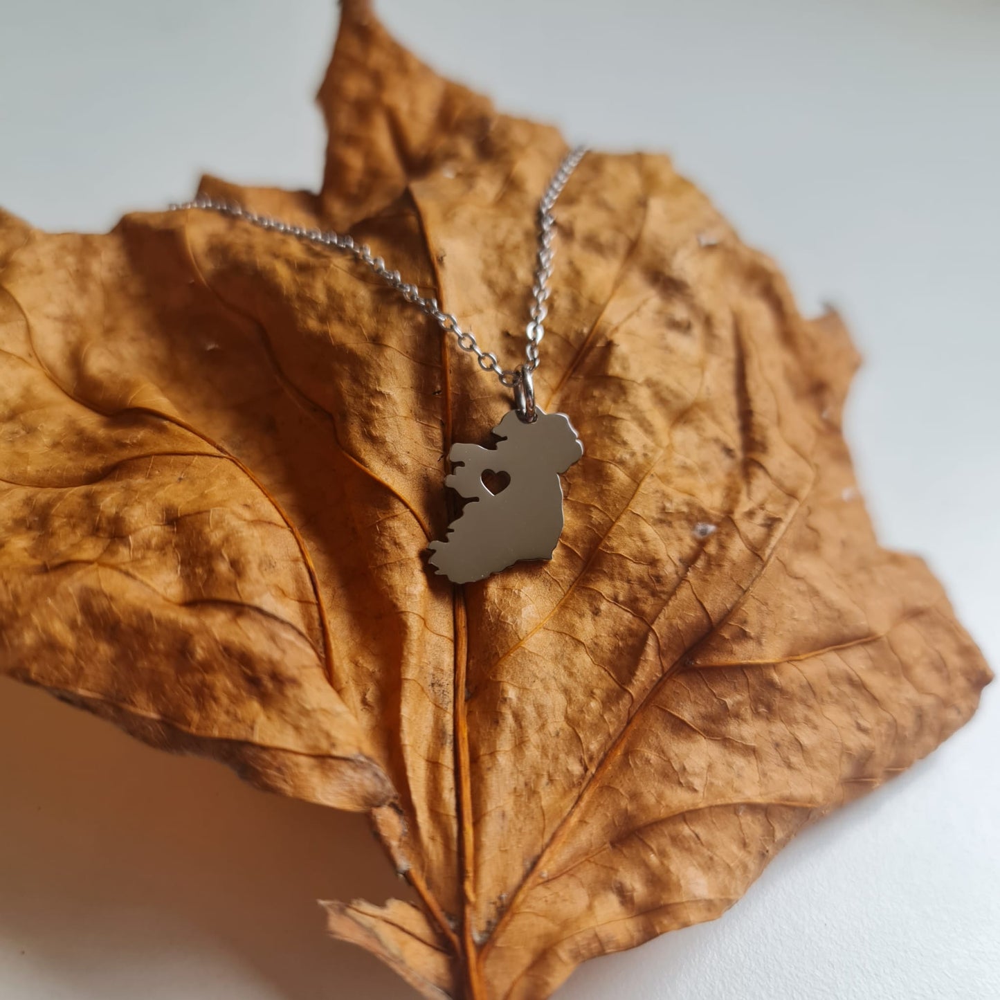 Éire - The island of Ireland Pendant